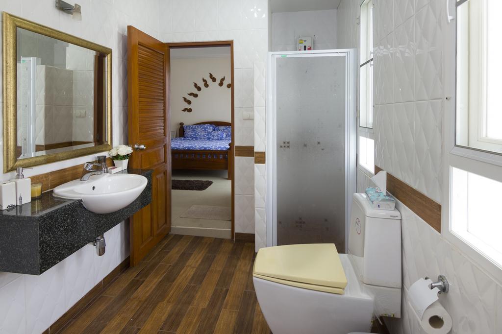 Nowhere Villa Mars Pattaya Exterior photo