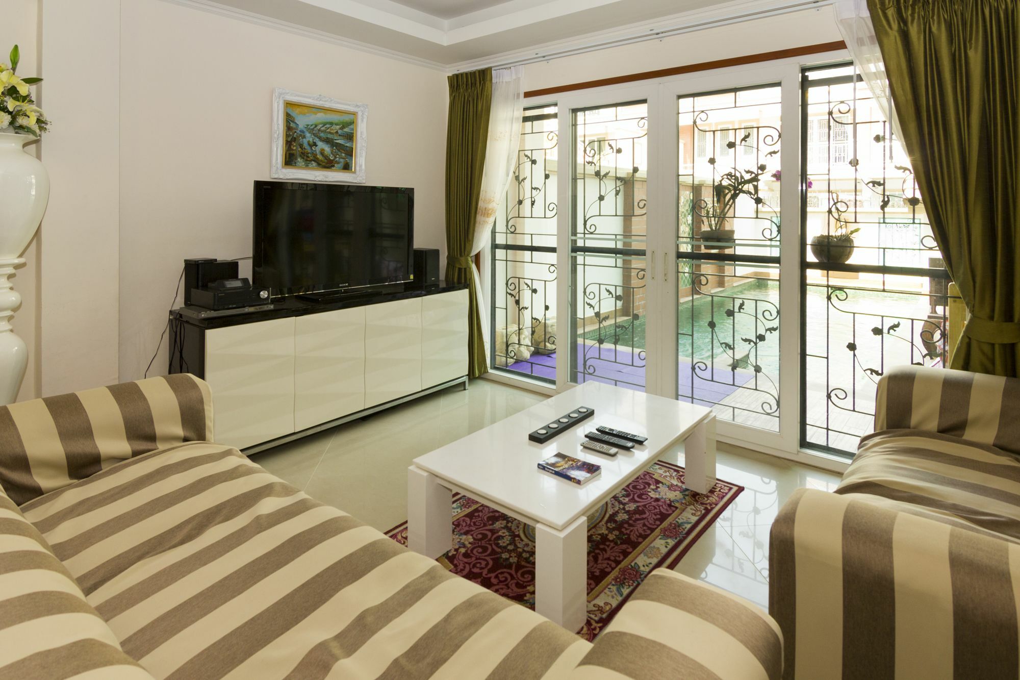 Nowhere Villa Mars Pattaya Exterior photo